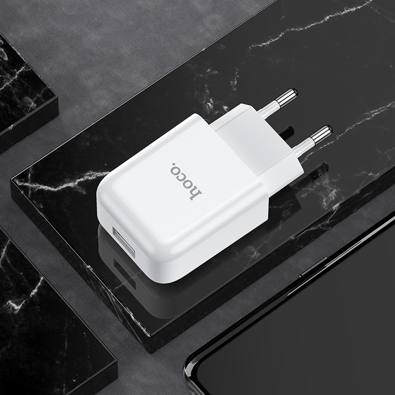 Адаптер питания Hoco N2 Vigour single port charger Apple&Android (USB: 5V max 2.1A) Белый