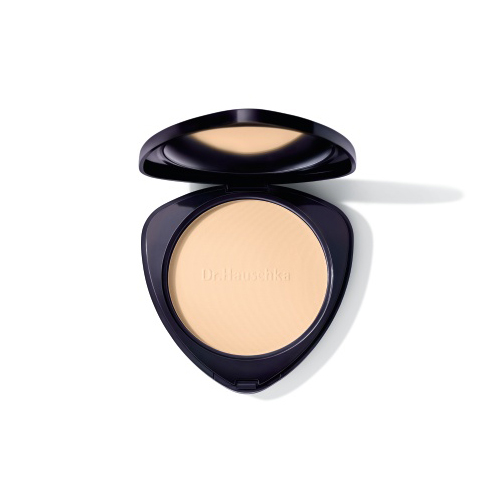 Пудра для лица компактная 01 макадамия (Compact Powder 01 macadamia) Dr. Hauschka 8 г